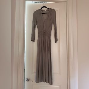 Perfect transitional summer fall dress. Casual chic coastal or winery vibes. New